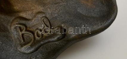 Bod Éva (1924-2004): Napernyős hölgy. Festett mázas kerámia, jelzett, hibátlan, m:41 cm