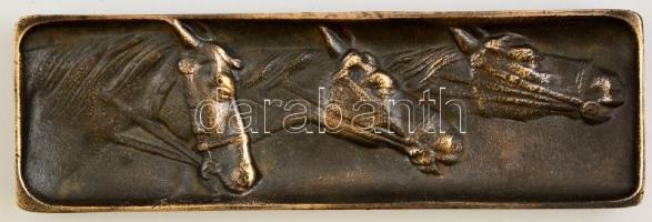 Régi bronz tálka lófejes díszítéssel, 18×5,5 cm