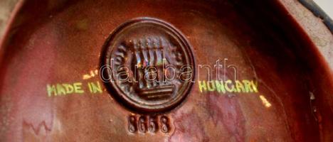 Zsolnay csavargó, eozinmázas porcelánfajansz, jelzett (körpecsét cca 1920) tervező:Kapás Nagy Mihály...