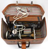 Régi szovjet Union gyártmányú elektromos táska varrógép, 28x44x20 cm