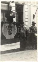 1940 Nagyvárad, Oradea; bevonulás, Soós István polgármester mond beszédet / entry of the Hungarian troops, mayor. Boros Péter photo