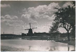 1936 Szentesi szélmalom, feliratozott vintage fotó Kerny István (1879-1963) budapesti fotóművész hagyatékából, 11,5x17 cm / windmill