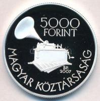 2007. 5000Ft Ag "Kodály Zoltán" tanúsítvánnyal T:PP 
Adamo EM211