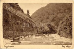 8 db régi magyar és történelmi magyar városképes lap (Kassa, Munkács, Nagyberezna, Palicsfürdő, Szab...