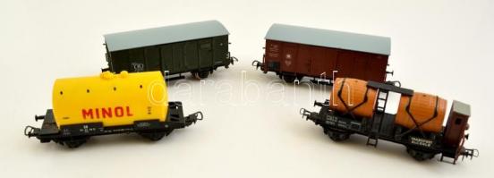 4 db vasútmodell vagon, dobozban, szép állapotban, h: 10 és 11 cm