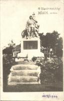 4 db régi Hősi emlék, Hősök szobra: Felsőgalla, Mezőtárkány, Bár, Kiskőrös (közte 2 fotólap) / 4 pre...
