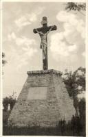4 db régi Hősi emlék, Hősök szobra: Felsőgalla, Mezőtárkány, Bár, Kiskőrös (közte 2 fotólap) / 4 pre...