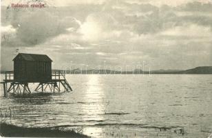 34 db régi magyar és történelmi magyar városképes lap / 34 pre-1945 Hungarian and Historical Hungari...