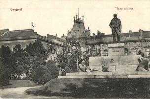 32 db régi magyar és történelmi magyar városképes lap / 32 pre-1945 Hungarian and Historical Hungarian town-view postcards