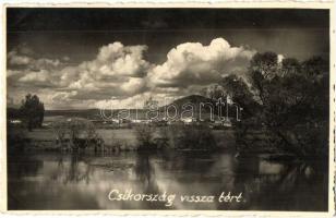 32 db régi magyar és történelmi magyar városképes lap / 32 pre-1945 Hungarian and Historical Hungari...