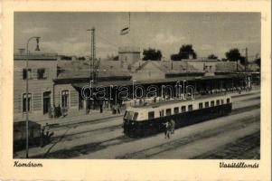 32 db régi magyar és történelmi magyar városképes lap / 32 pre-1945 Hungarian and Historical Hungari...