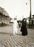 21 db budapesti városkép negatívja, különböző korokból, szabadon felhasználhatók, 3x4 cm és 6x9 cm k...