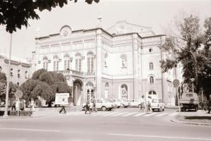 1976 Debreceni városképek, 24 db szabadon felhasználható, vintage negatív, 6x9 cm