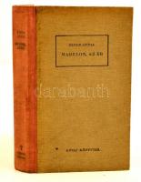 Szerb Antal: Madelon, az eb. Révai könyvtár 7. Bp.,1947, Révai, 192 p. Első kiadás. Kiadói félvászon-kötés, kissé kopott, kissé foltos borítóval.