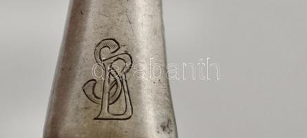 Ezüstnyelű kések, monogrammal, jelzettek, Hugo Moser Nachfolger Solingen felirattal, 6 db, h: 21,5 c...