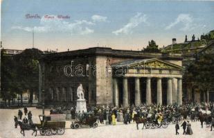 3 db régi városképes lap automobil motívummal / 3 pre-1945 town-view postcards (Berlin, Paris) with ...