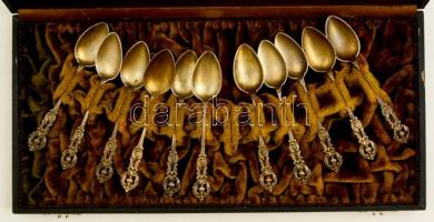 Ezüst (Ag.) kiskanál készlet (11 db), jelzett, mesterjeggyel, saját dobozában, h: 11 cm, nettó 119 g