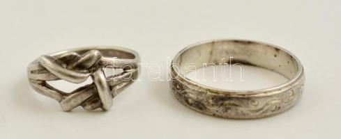 Ezüst(Ag) gyűrű, 2 db, jelzett, méret: 50 és 59, nettó: 5,6 g