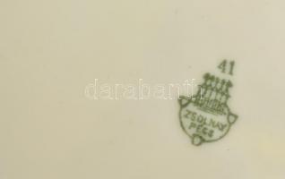 Zsolnay mitológiai jelenetes porcelán tál, matricás, jelzett, kopásnyomokkal, d: 24 cm