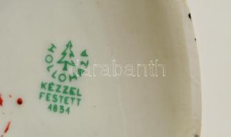 Hollóházi gyöngytyúk-pár, kézzel festett, jelzett, nagyon apró kopásnyomokkal, m: 19 cm