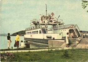 55 db modern motívumlap vegyesen: mese és bábfigurák, autók, hajók, állatok, híres emberek, politiku...