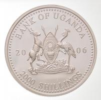 Uganda 2006. 2000Sh Ag "A labdarúgás halhatatlanjainak csarnoka - Portugália 1960-as évek / Eus...