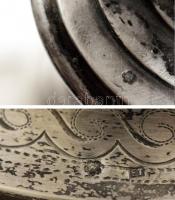 Ezüst (Ag.) ötágú gyertyatartó, gazdagon cizellált, mesterjeggyel (FT), jelzett, nettó: 1364 g, m:53...