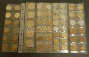 Jugoszlávia kis gyűjtemény 1935-87. 5p (1x), 10p (6x), 20p (6x), 50p  (7x), 1D (18x), 2D (9x), 5D (6x), 10D (6x), 20D (2x), 50D (1x), 100D (2x) Összesen 64db! Többnyire klf évszám, kevés duplával T:2,3