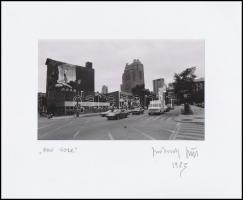 1983 Jankovszky György(1946-): New York, feliratozva, kartonra kasírozva, pecséttel jelzett, 10,5x17 cm