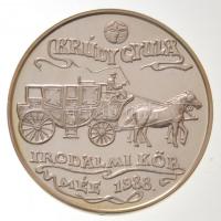 Rajki László (1939-) 1988. "Krúdy Gyula / Irodalmi Kör MÉE 1988" Ag emlékérem (35,92g/0.83...