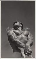 cca 1960-1970 Tornászokról készült 10 db fotó, 18x13 és 24x18 cm