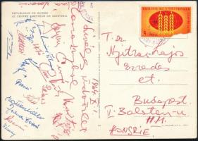 1964 a Csepel SC tagjainak (Preiner, Rottenbiller, Losonci, stb.) aláírásai Guineából küldött levelezőlapon