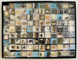 Tartalmas ásvány gyűjtemény, 108 db ásvány, műanyag dobozban, feliratozva