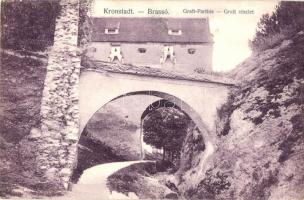 Brassó, Kronstadt, Brasov; Graft-Parthie / Graft részlet, patak / street view, creek (EK)