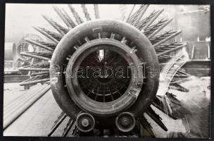 cca 1962-1963 24 db kazántörténeti fotó, néhányon bélyegzett dátumozással, az egyik pecséttel jelzet...