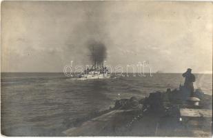 1916 SMS Sankt Georg, osztrák-magyar páncélos cirkáló hazafelé Riminiből a vasúti híd szétlövése után / WWI K.u.K. Kriegsmarine, SMS Sankt Georg heading home after bombing the railway bridge in Rimini. photo