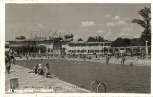 Nagyvárad, Oradea; Uszoda, fürdőzők / swimming pool, bathing people