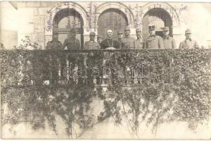 1918 Olasz-front, Prinz Hohenlohe vezérkari főnök, katonai vezetők (nevek a fotón) és Bjelik tábori püspök / WWI Austro-Hungarian K.u.K. military leaders (names written on the photo) and field bishop. photo (EK)