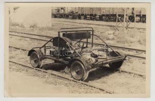 cca 1940 Motoros vasúti hajtány, jelzetlen fotó, 8,5x12,5 cm