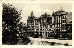 20 db régi és modern magyar és külföldi városképes lap. vegyes minőség / 20 pre-1945 and modern Hung...