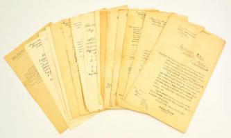 1904-1944 Vegyes papírrégiség tétel, MÁV aradi és szegedi üzletvezetőssége által kiállított iratok, kinevezések, értesítések, egy vonatmálházó bizonyítvány..stb, 19 db, pecsétekkel, aláírásokkal, változó állapotban.