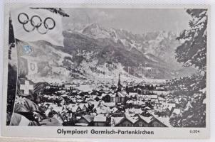 28 db régi militária motívumlap kis méretű albumban, ebből 22 képeslap és 6 katonai fénykép (első és...