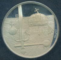 Fülöp Zoltán (1951-) 1978. "Budapest - Parlament / Királyi szent ereklyék" Ag emlékérem to...