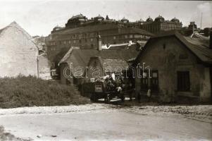 cca 1929 Budapest, Tabán, 2 db szabadon felhasználható vintage negatív, 24x36 mm