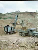 Teherautókat ábrázoló felvételek, 5 db szabadon felhasználható vintage negatív, 5x4 cm és 6x7 cm köz...