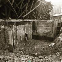 1973 Budapest, Moszkva téri metró állomás kívül-belül, 6 db szabadon felhasználható vintage negatív ...