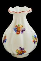 Zsolnay virág mintás váza, kézzel festett, jelzett, máz alatti hajszál repedésekkel, m:16 cm