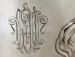 Ezüst (Ag.) szecessziós karafa pár (2 db), jelzett, mesterjeggyel, monogrammal, m:36 cm (2×), nettó:...