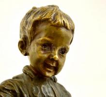 Jose Cardona  (1878-1923): Harmonikás fiú. Bronz szobor. Jelzett (LV Bronze Garanti), m:30 cm / Jose...