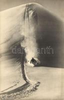 12 db régi motívumlap síelőkről, síelés / 12 pre-1945 motive cards of skiers, skiing